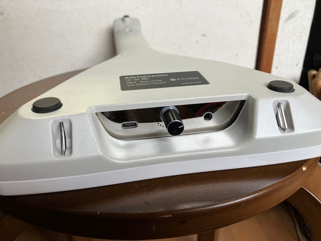 インスタコード　instachord ホワイト　美品　(箱付き)