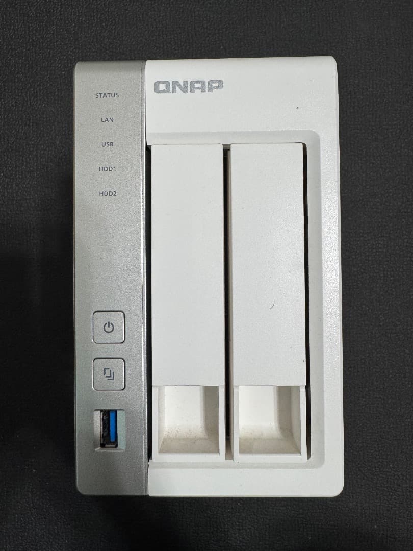 QNAP 2ベイNAS USB 3.0ポート付き　TS-231P