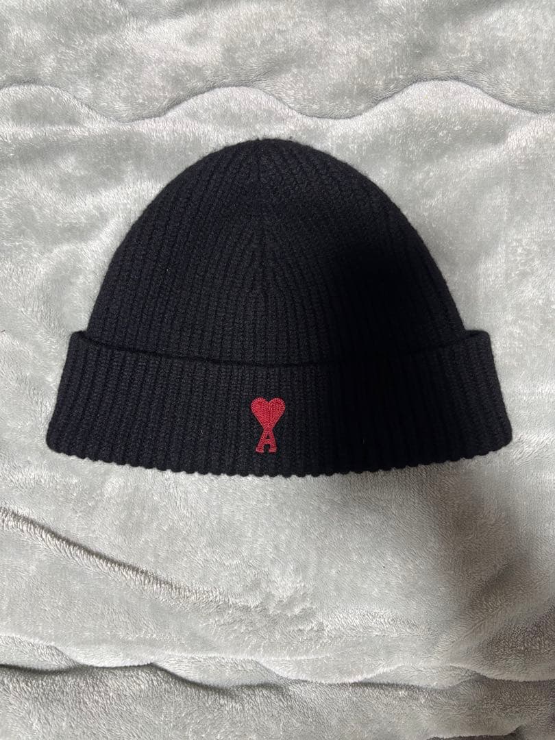 アミパリス 黒 ニット帽