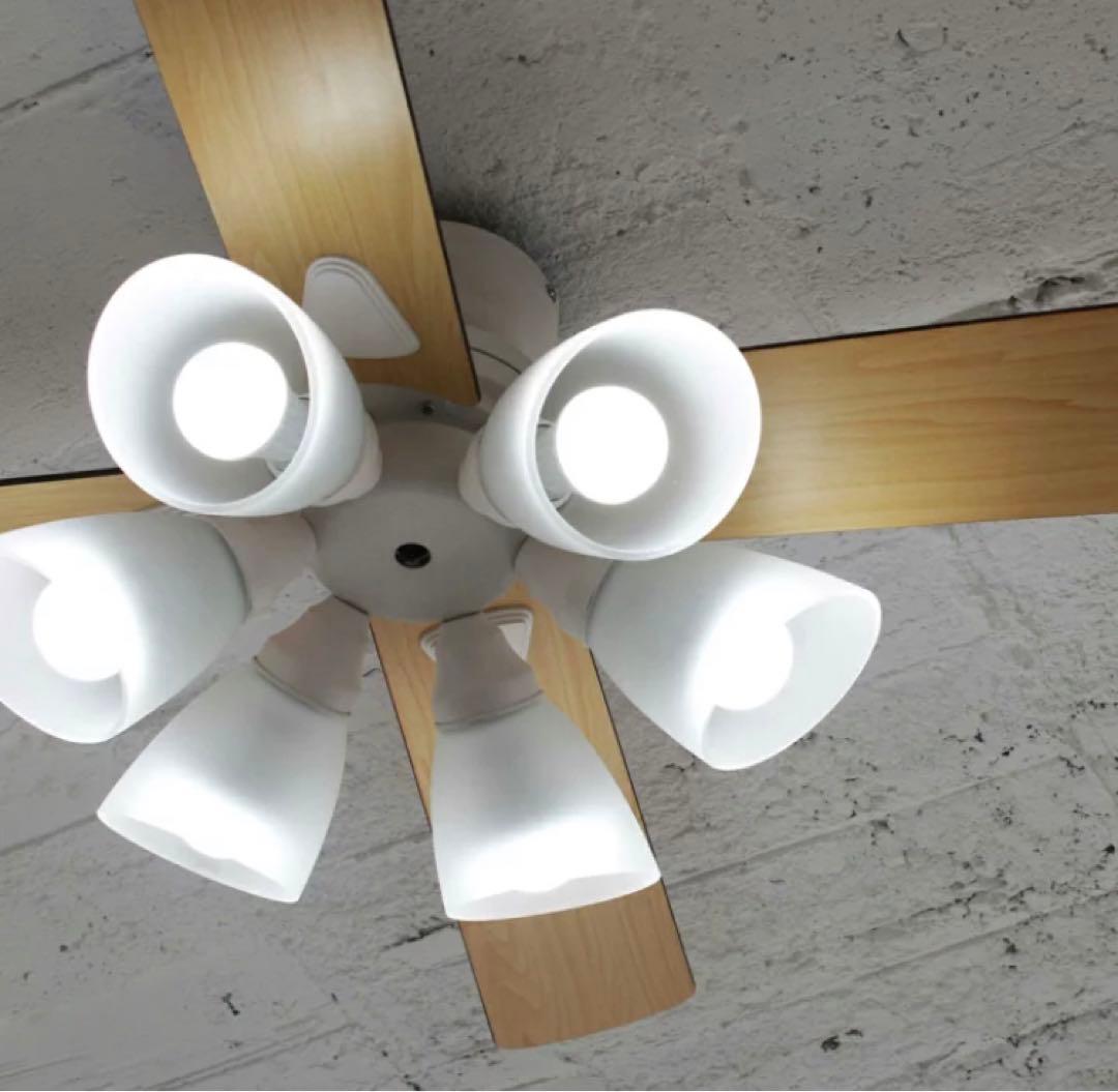 シーリングファン 4枚羽根　6灯　電球つき