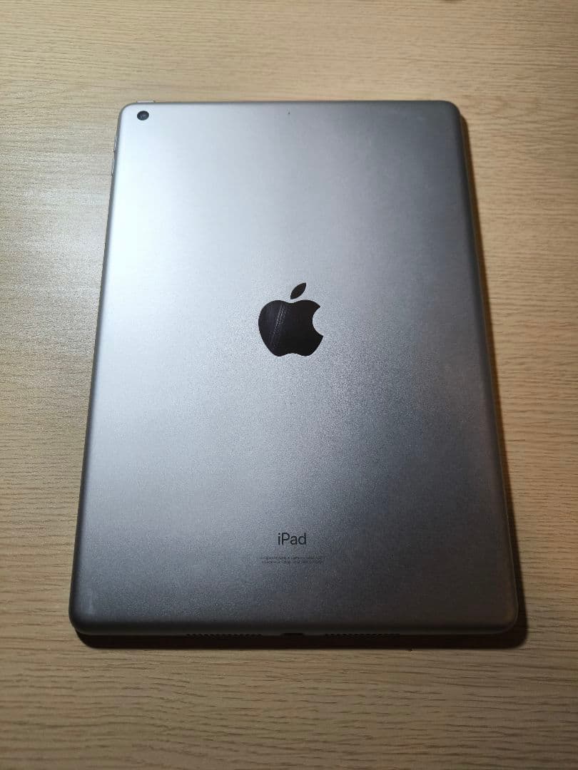 Apple iPad 第8世代 シルバー 本体