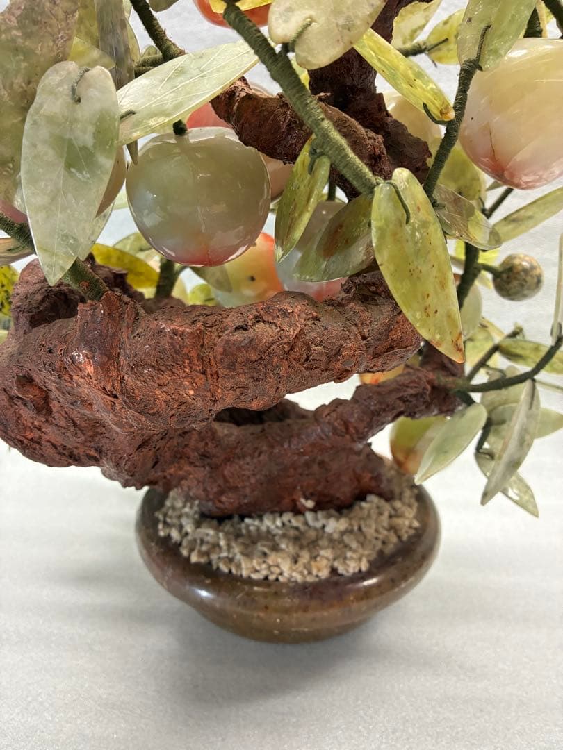 翡翠　桃　天然石　置物