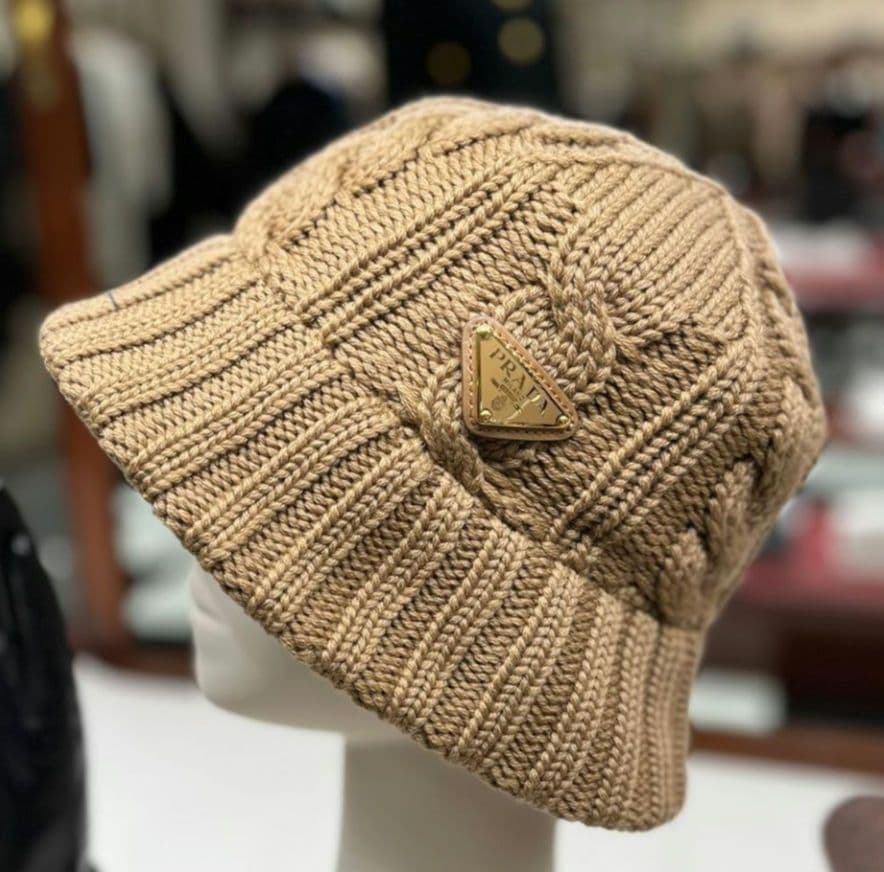PRADA　ニットハット帽