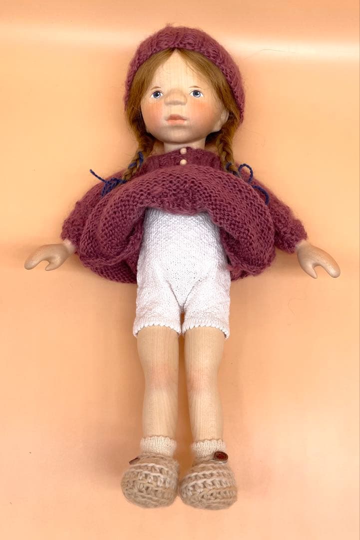 ポングラッツ人形　オールウッド 身長約37cm 着替え用の服有り、スタンド付き