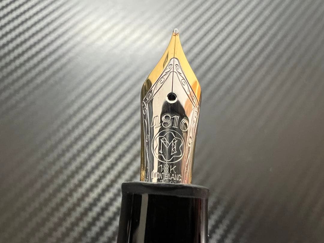 モンブラン マイスターシュテュック P146 万年筆 M 中字 フランス仕様