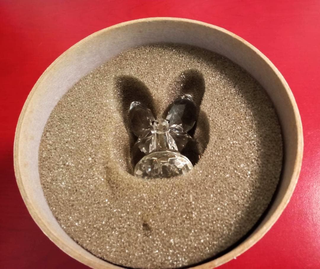 旧製法の魅力！虹色の輝き/バタフライ旧スワロフスキービンテージ・（箱付製品番号）