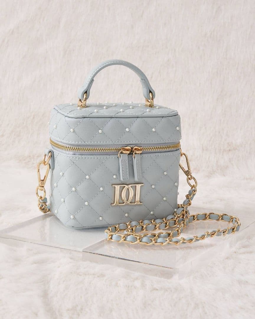 ダーリッチ キルティングパールスクエアミニバッグ