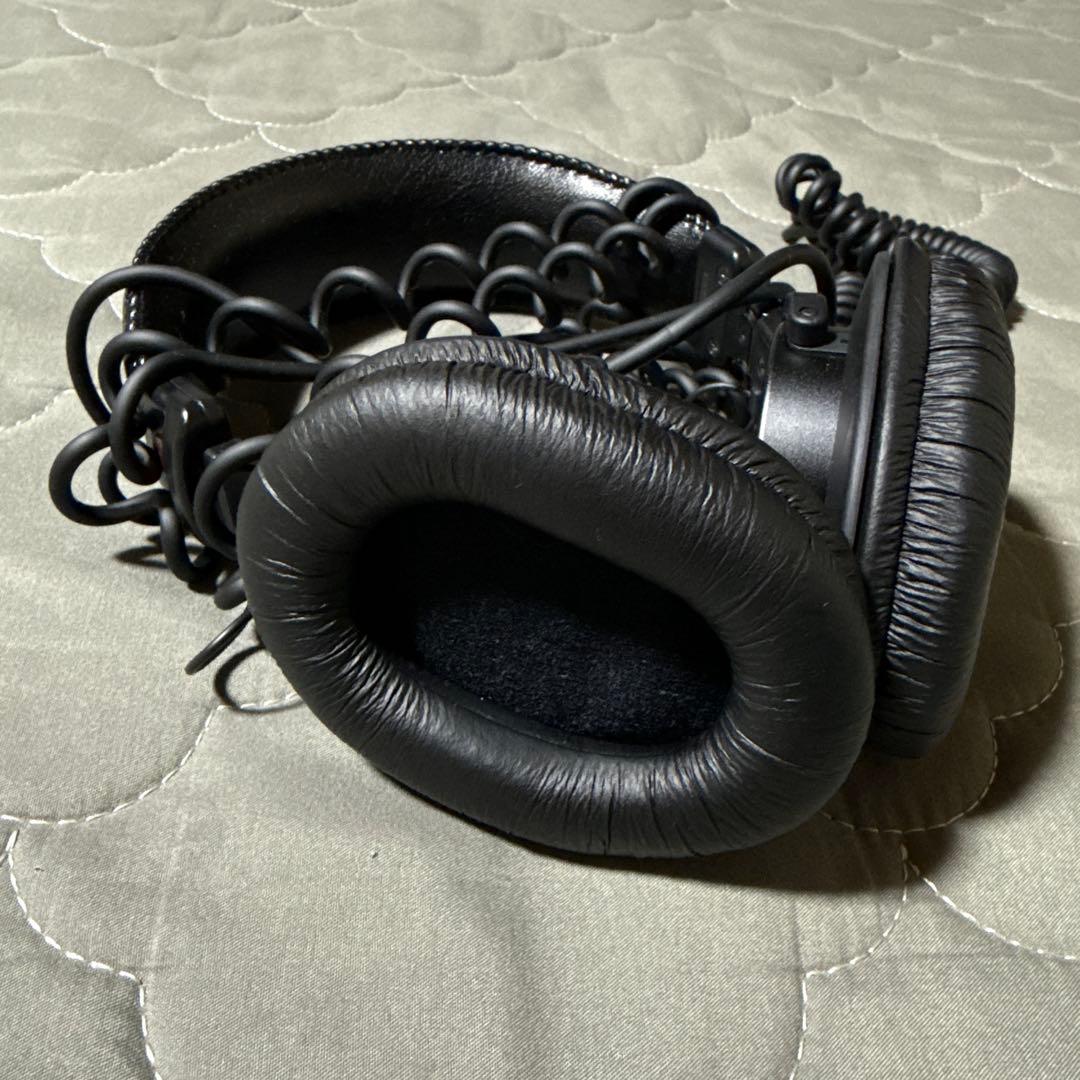 SONY STUDIO MONITOR ヘッドホン MDR-7506
