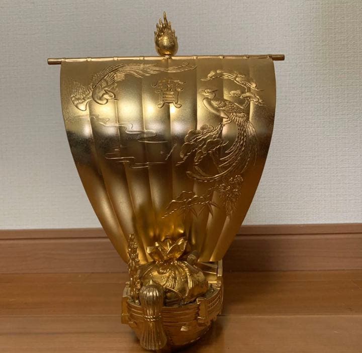 金の船
