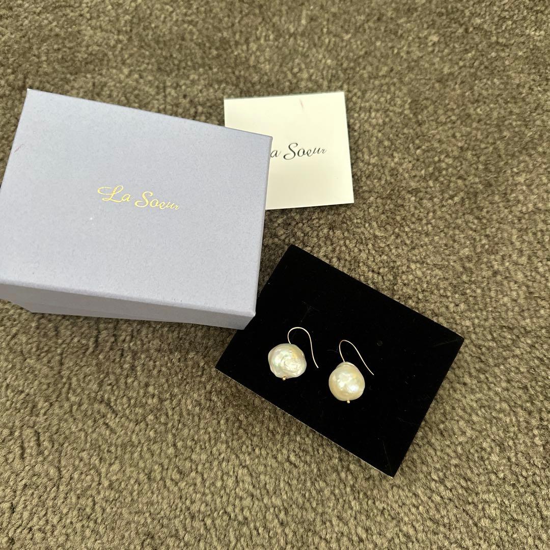 La Soeur バロックパールピアス