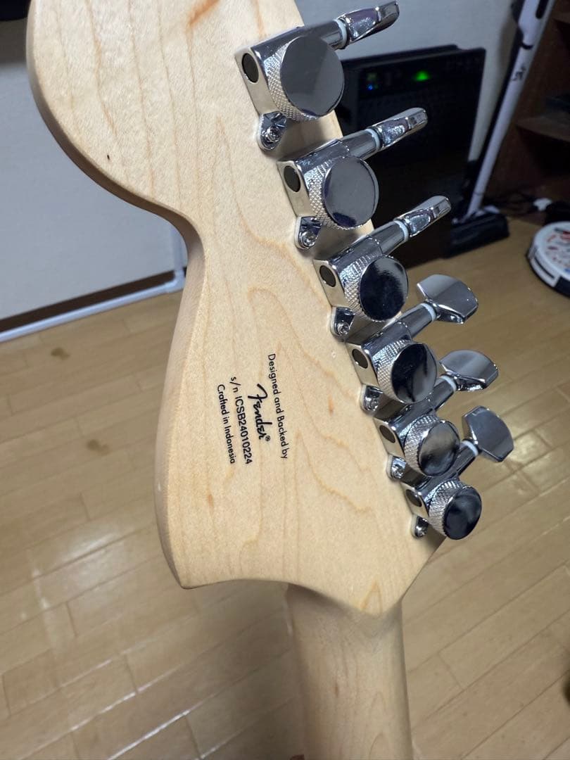 Squier Mustang エレキギター サンバースト