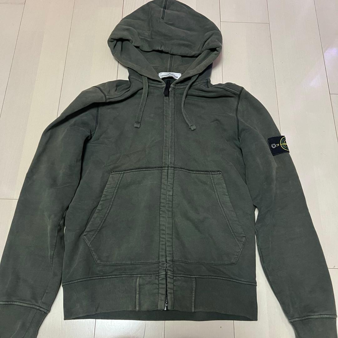 ストーンアイランド パーカー