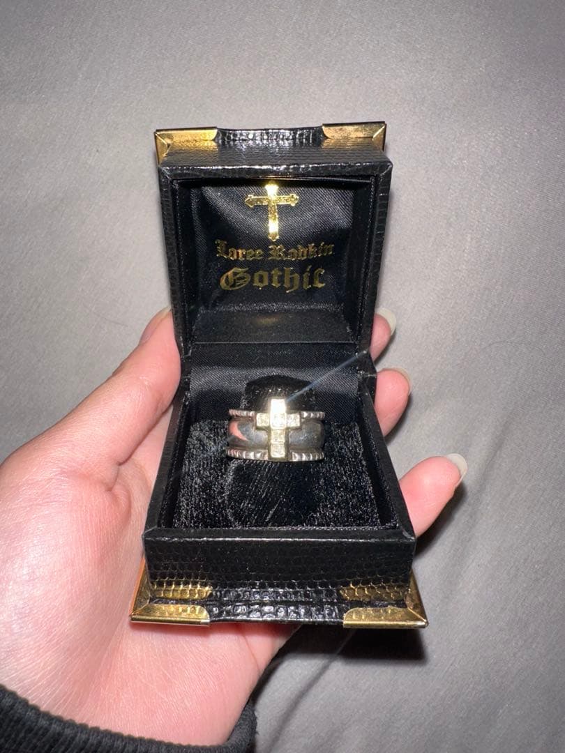 Loree Rodkin Gothic CZダイヤモンドクロスリング