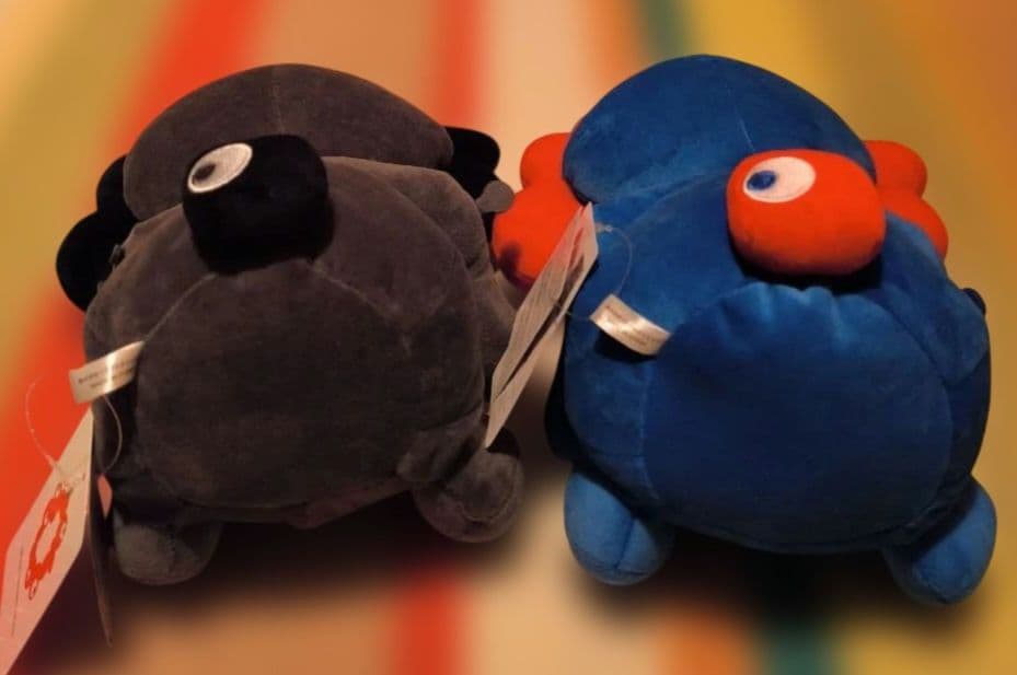 【M2点セット】新品　ミャクミャク　お手玉風ぬいぐるみ