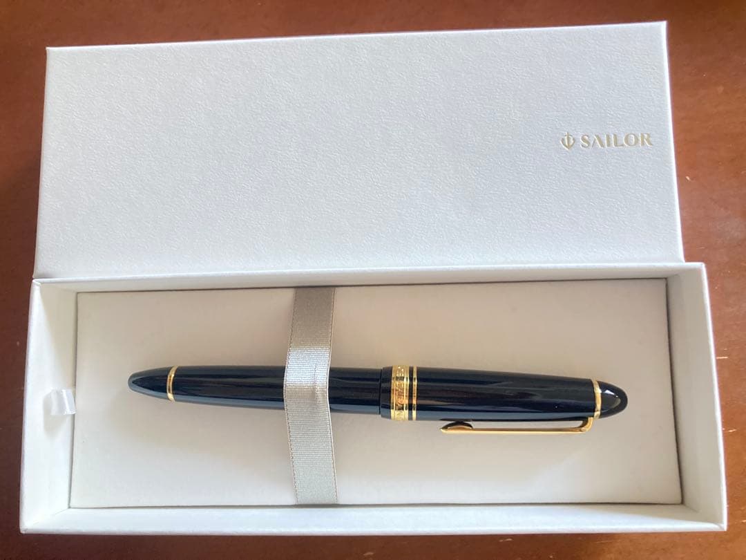 【新品未使用】セーラー 万年筆　プロフィット21 EF極細【定価30,800円】