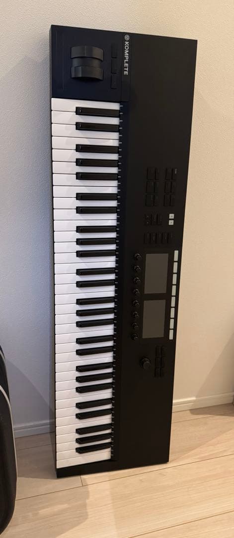 DTM・DAW KOMPLETE KONTROL S61 MK2