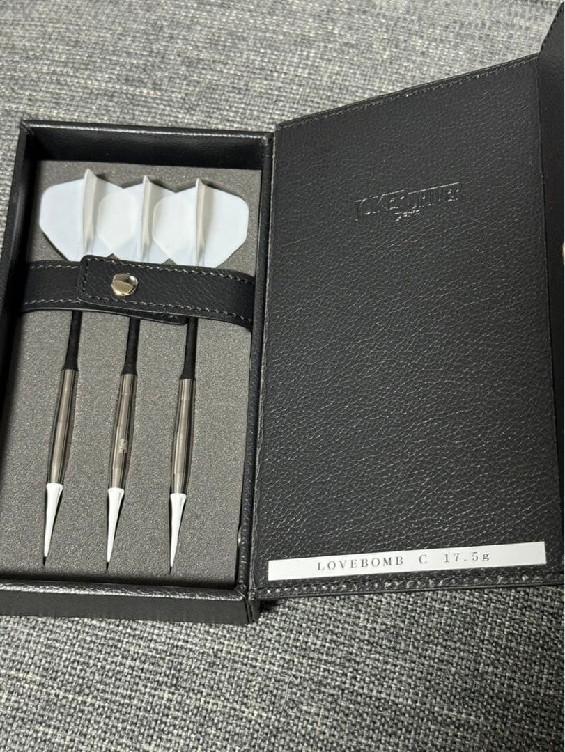 ダーツ JOKERD LOVEBOMB