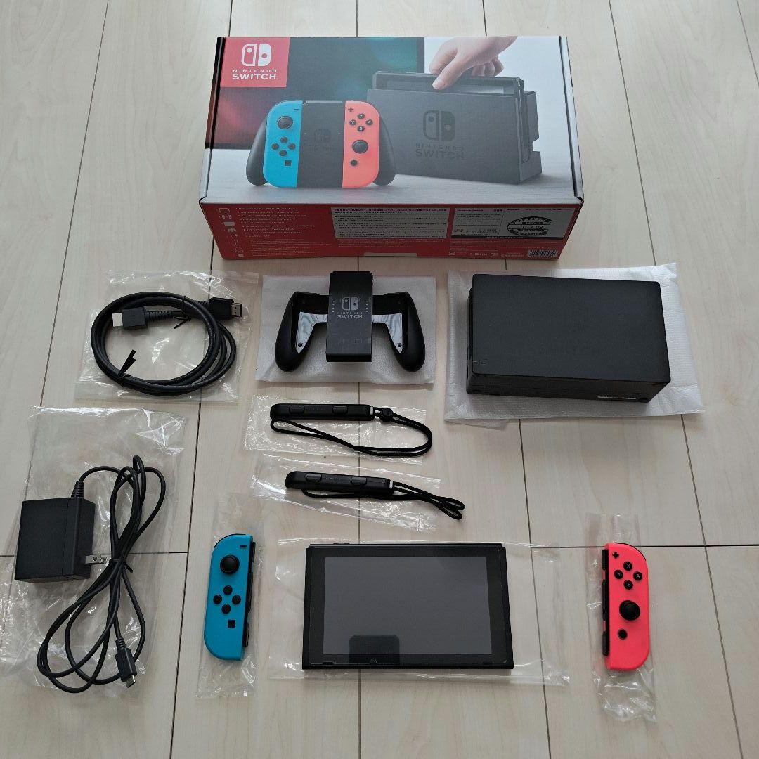 Nintendo Switch 本体 　６４ＧＢ ＳＤカード付き