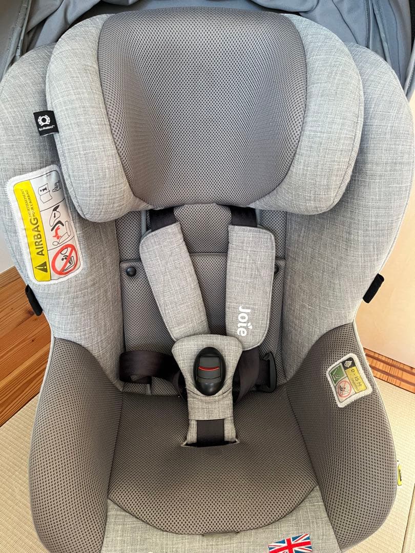 Joie Arc（アーク）360車用チャイルドシート グレー