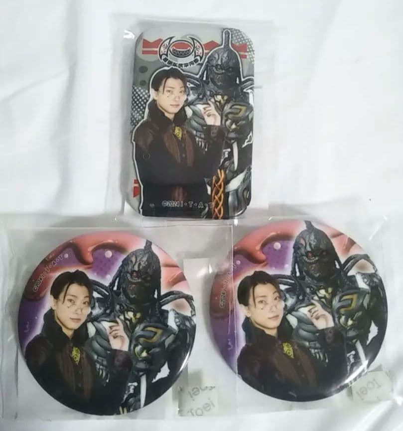 仮面ライダーガヴ　ＴＯＳくじ　缶バッジ　ニエルブ　ストマック　滝澤諒