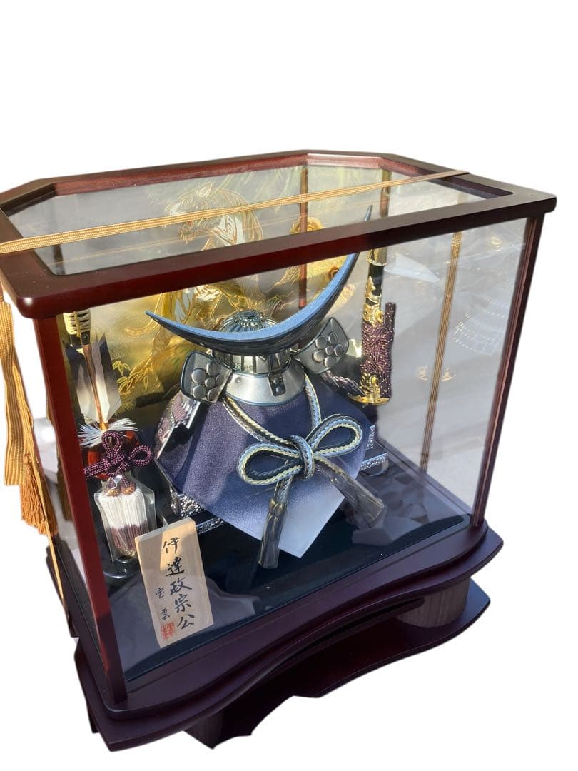 美品　宝雲作 (兜ケース飾り) 伊達政宗公　五月人形　男の子　おしゃれ 初節句