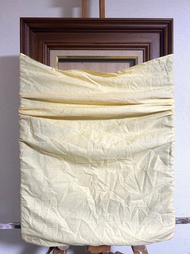 ブラウンの木製装飾額縁