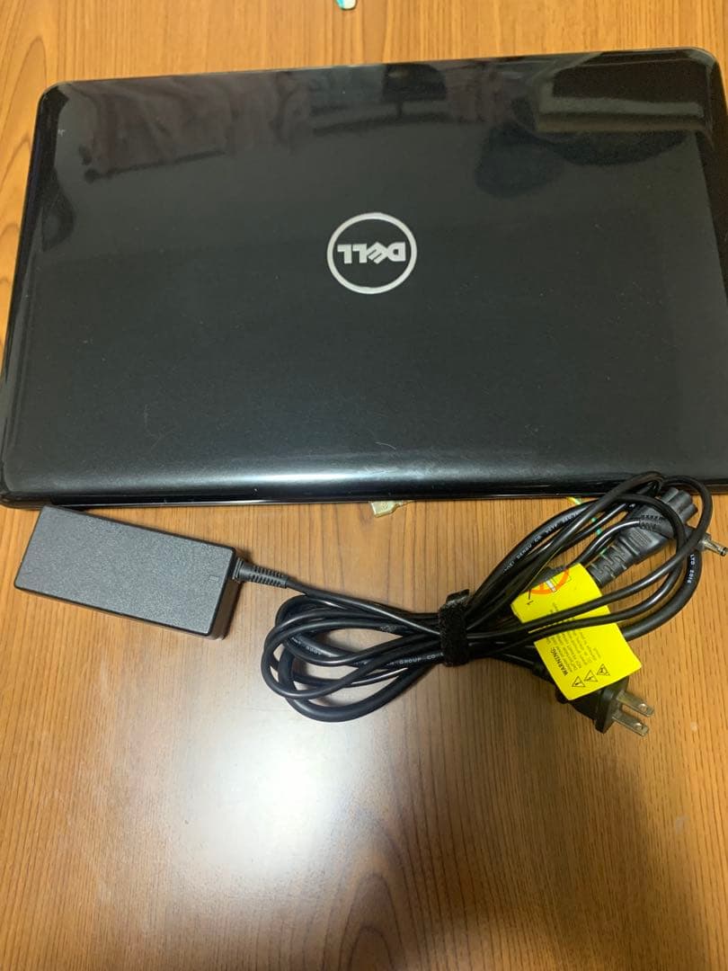 Dell Inspiron 17 5000 i7-7500U / ノートパソコン
