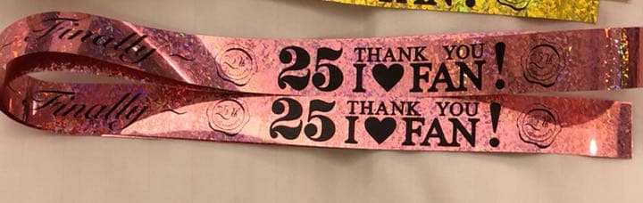 安室奈美恵 沖縄 引退日 上映会 ピンク テープ