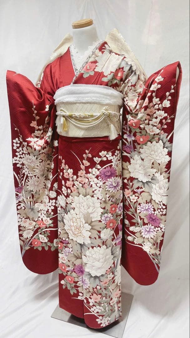 赤い花柄の振袖 振袖 成人式　振袖7点セット　振袖フルセット