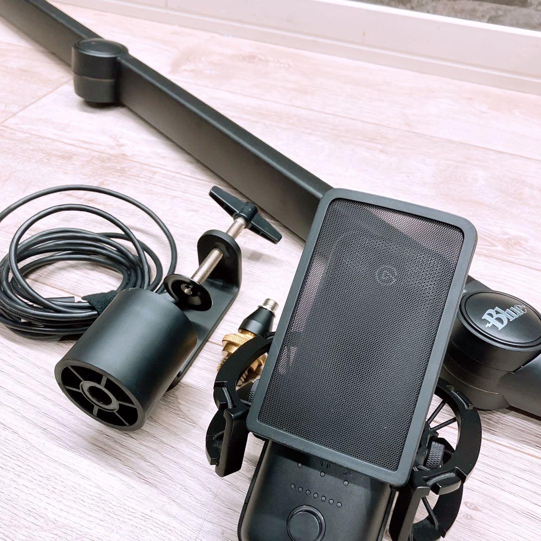 Elgato Wave:3 プレミアムUSBコンデンサーマイク　マイクアーム付き