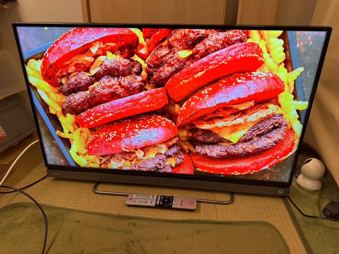 TOSHIBA 東芝　40V30 40型　スマートテレビ　2017年製　超美品！