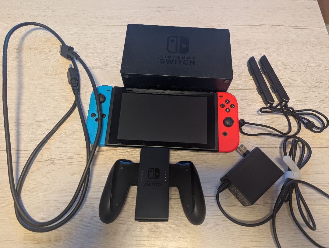 Nintendo Switch 本体 青/赤 Joy-Con SDカード付き