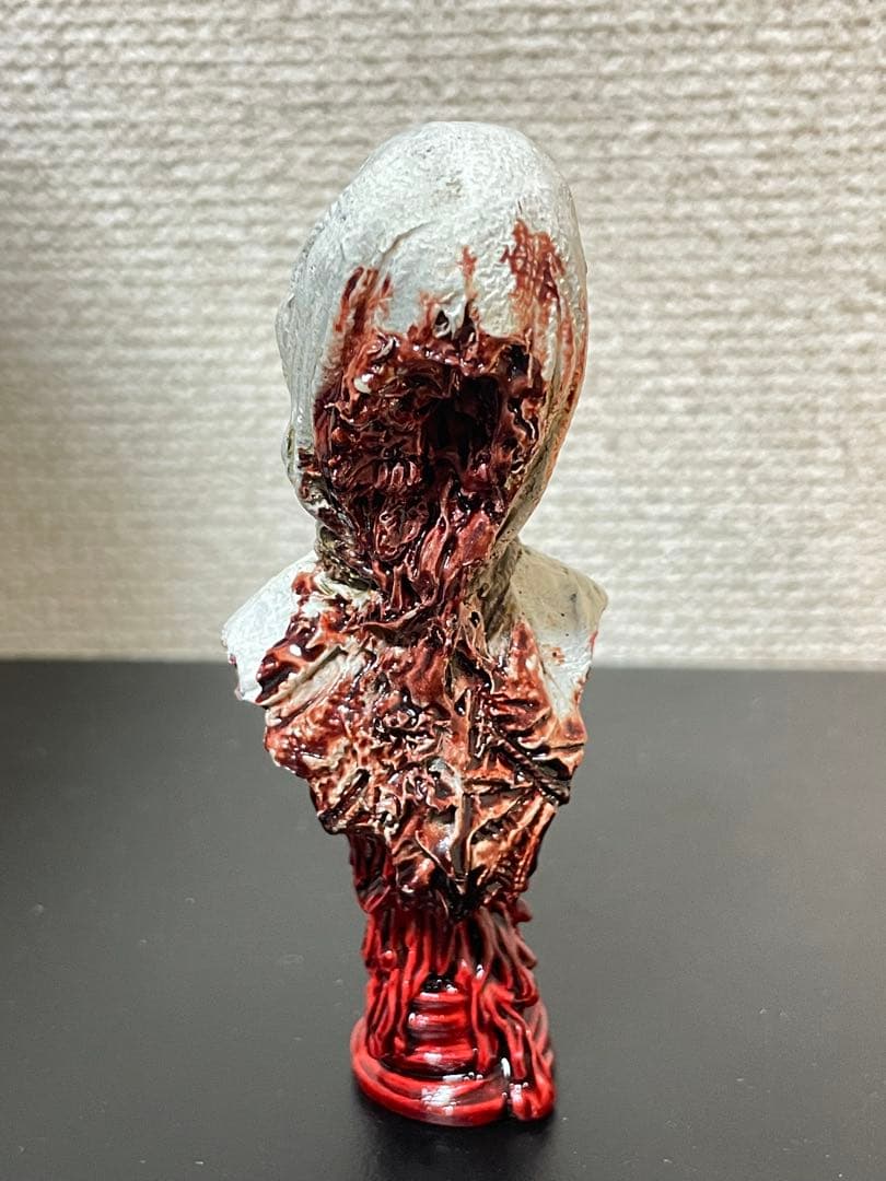 DARK EMPIRE MB-00 埋葬者　ケサランパサラン　スタチュー②