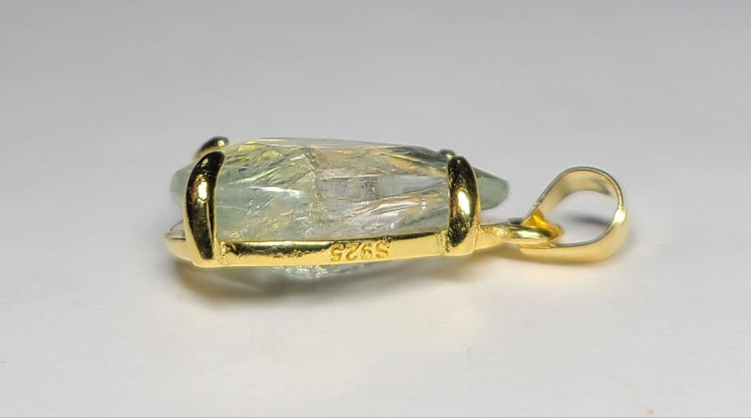 ニケ☆★スリランカ産ブルーサファイア、トルマリン★ペンダントトップオーダー