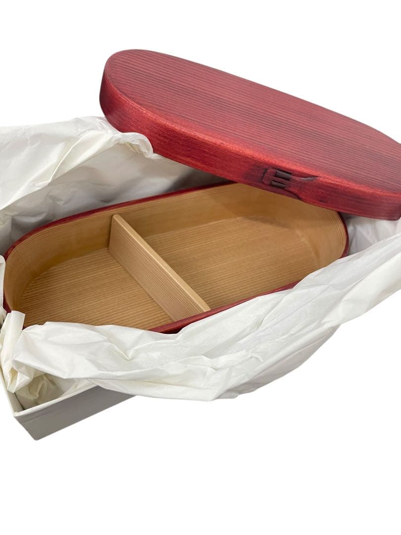 ⭕️弁当箱 赤　仕切り付き　会津塗　大館曲げわっぱ