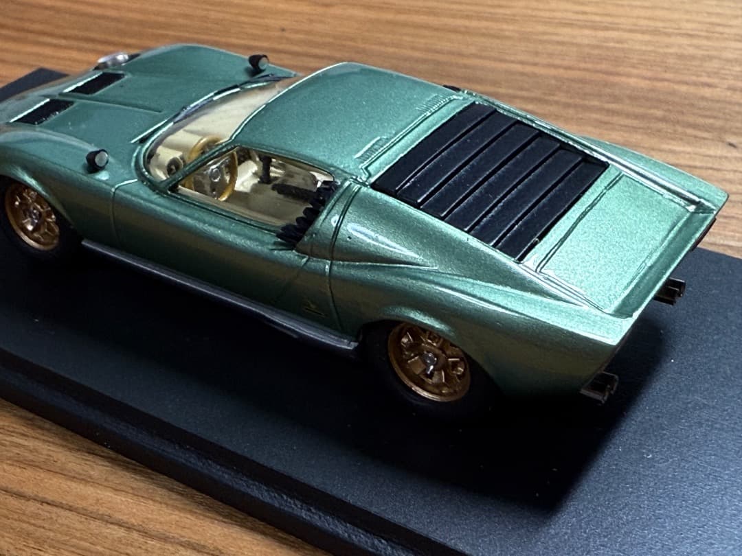 SMTS 1/43 ランボルギーニ ミニカー メタリックグリーン
