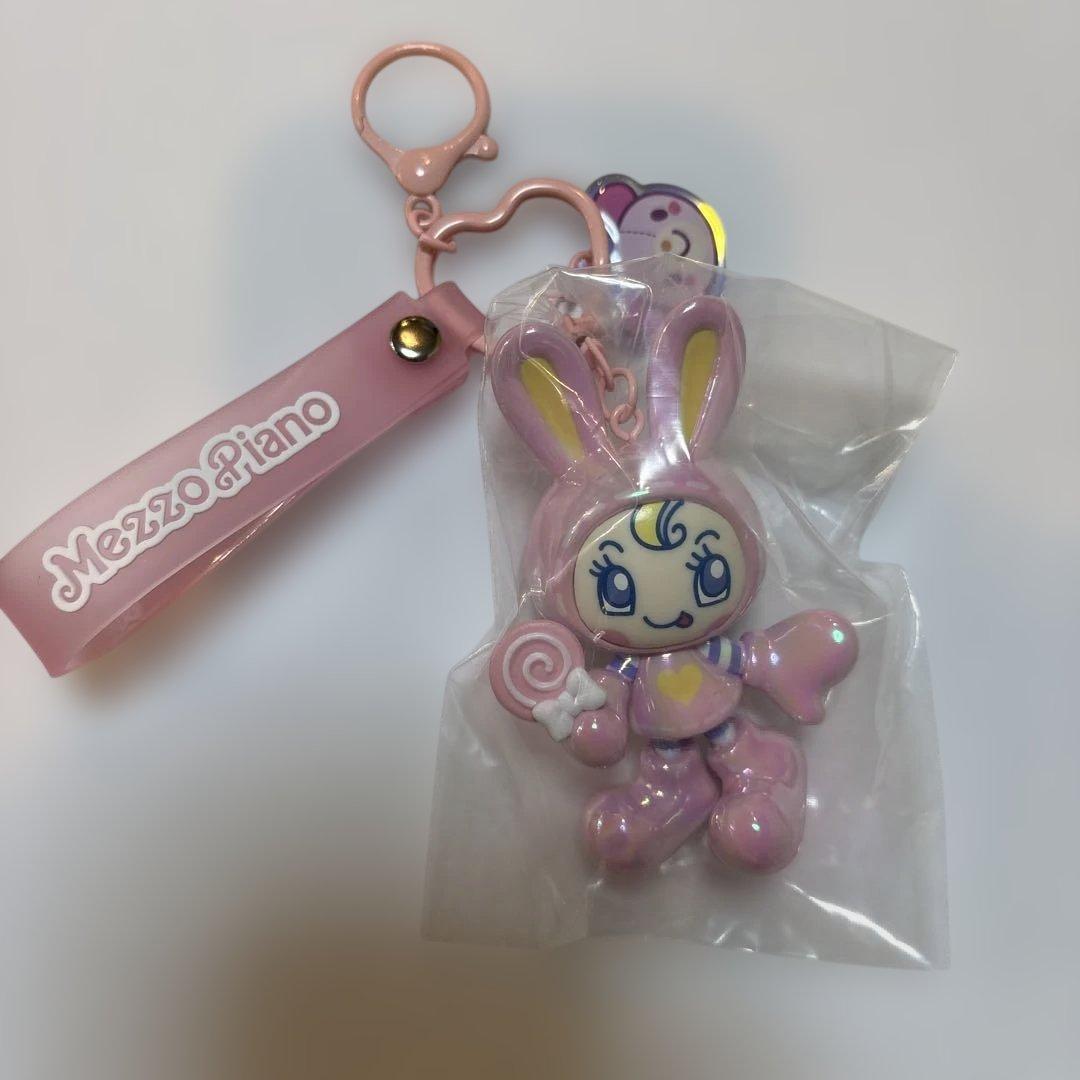 メゾピアノ　シークレットキャラチャーム