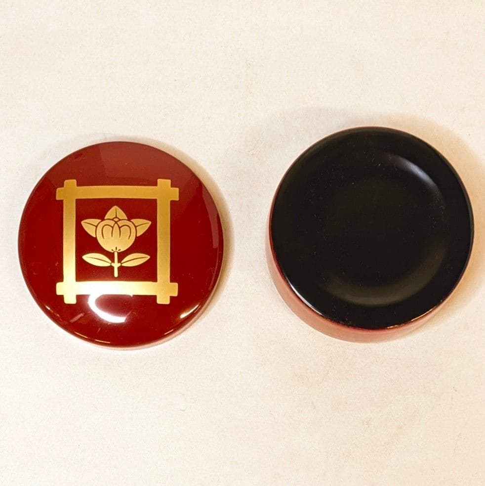 【フォロー割・新品】 切立香合　井桁に橘　内金　木製　朱塗り　2.8寸　日蓮宗