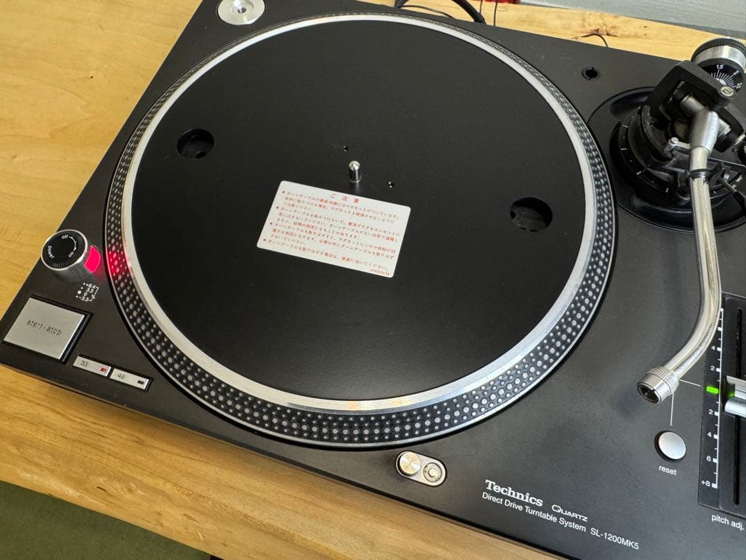 美品Technics SL-1200MK5 ターンテーブル 1台のみ 動作品