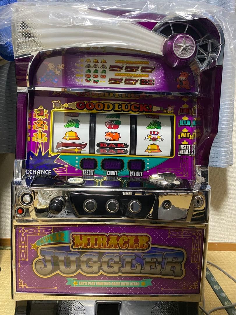 MIRAGE JUGGLER スロットマシン