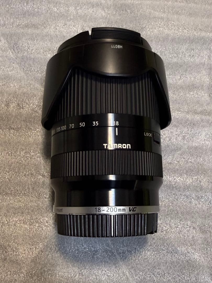 タムロン TAMRON 18-200mm F3.5-6.3 Di III VC