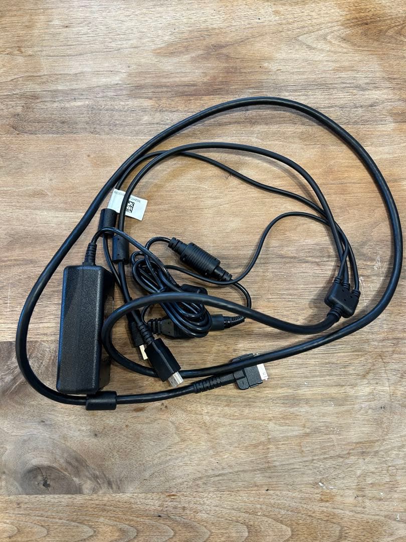 Wacom Cintiq16【ケース、付属品あり】