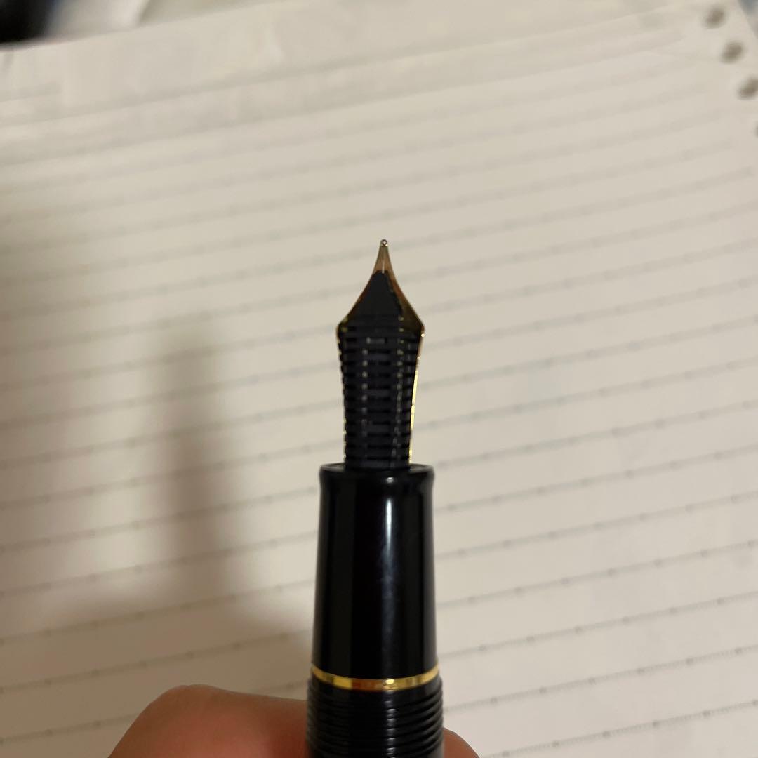 万年筆の伝次郎