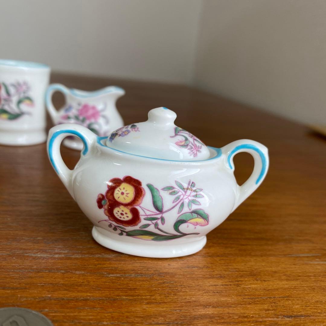 コールポート カーネーション　フラワー　ミニチュア　ティーセット