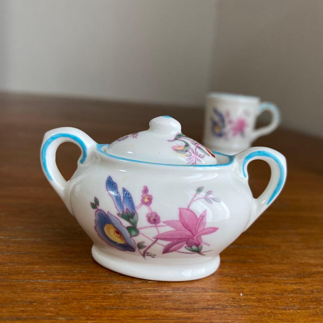 コールポート カーネーション　フラワー　ミニチュア　ティーセット