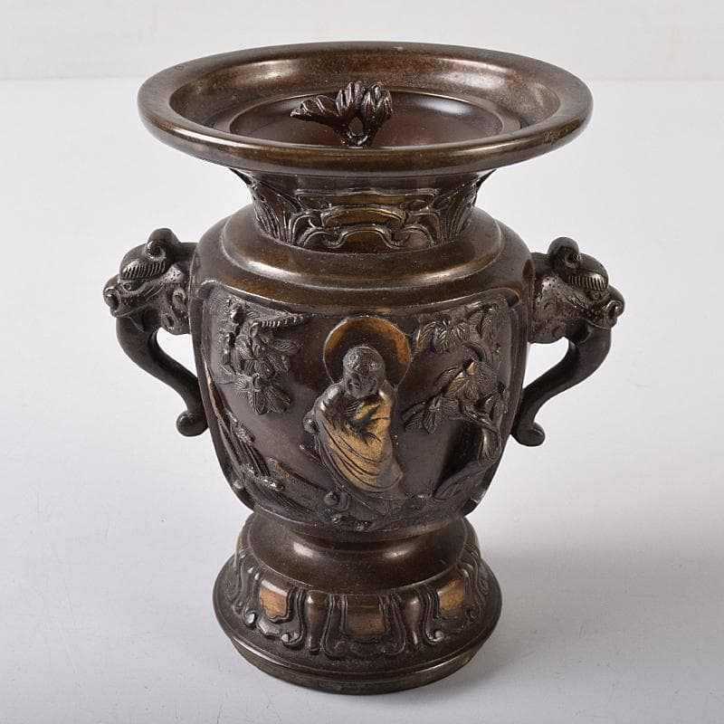 仏教美術　金工師　中尾宗貞制造　古銅　盛上彫　人物刻　花立　仏具　V　R8422