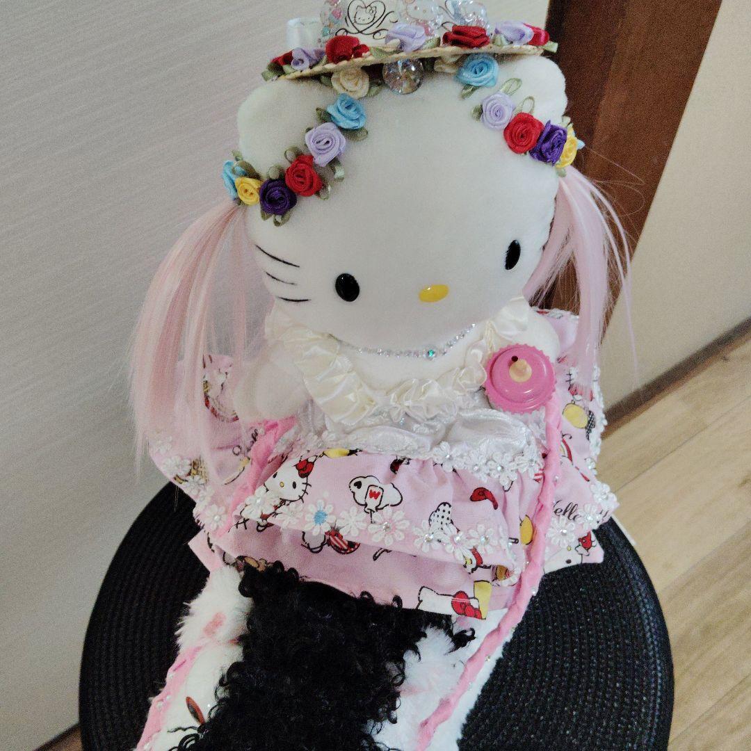 hello Kitty ハローキティ 馬のぬいぐるみ付き人形 sanrio
