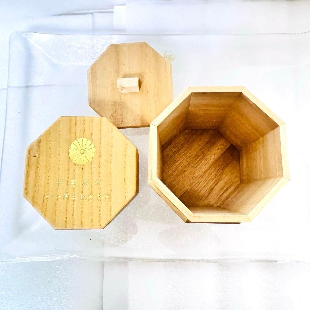 【希少】昭和天皇御在位60周年記念 茶筒 菊紋 鳳凰 桐箱 伝統工芸　高級　限定