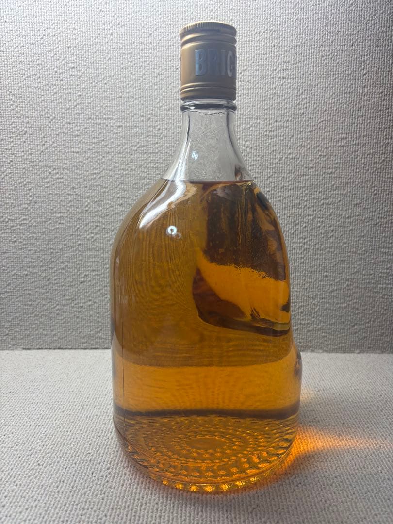 オーシャンウイスキー　ブライト　1920ml 未開封　希少　ラベル無し　三楽