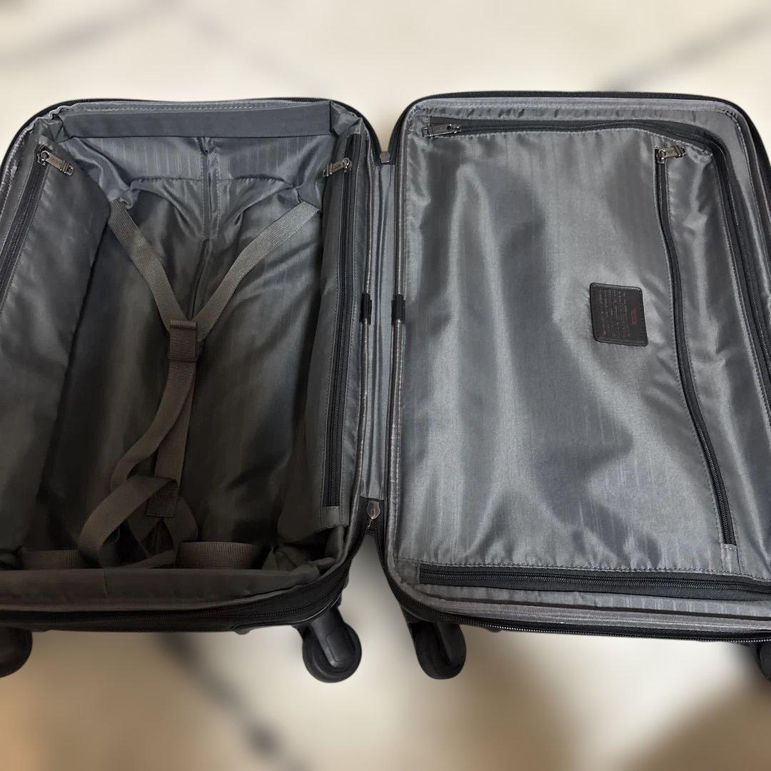 【美品】TUMI トゥミ 4輪 キャリーケース エキスパンダブル ブラック